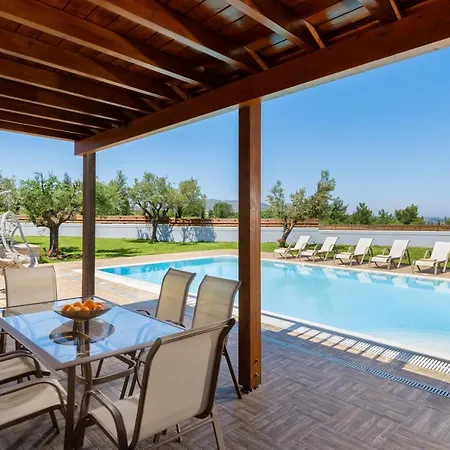 Sperveri Enalio - Heated Pool كولومبيا