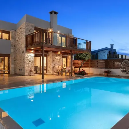 Vila Sperveri Enalio - Heated Pool