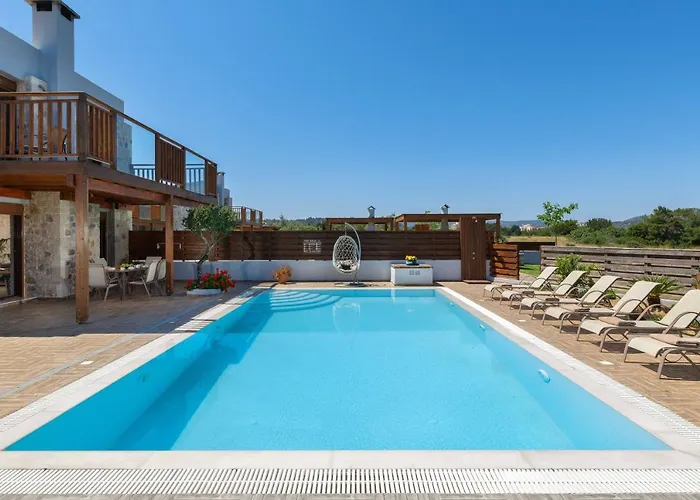 Sperveri Enalio - Heated Pool *